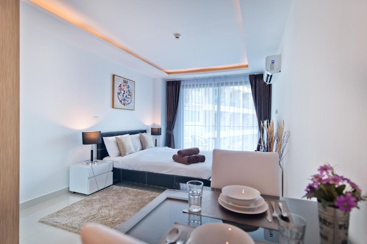 CONTEMPORARY Studio in Laguna Beach 3. Pantai Jomtien Bagian luar foto
